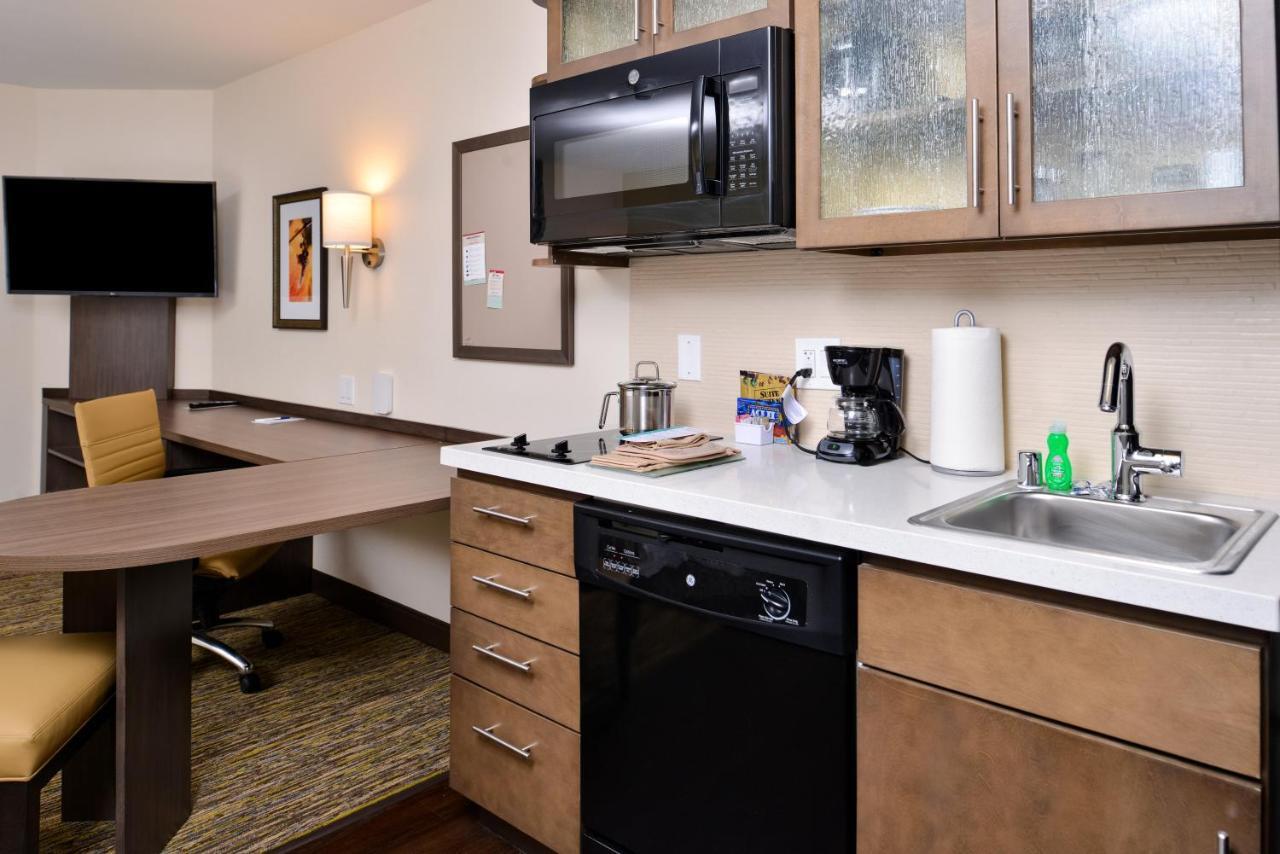 Candlewood Suites - Lodi By Ihg Bagian luar foto